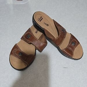 Clarks Women's Brown Sandals